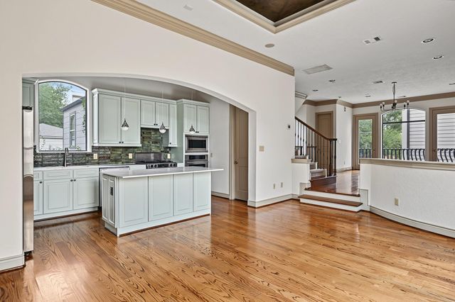 2124 Harold Street A, Houston, TX 77098