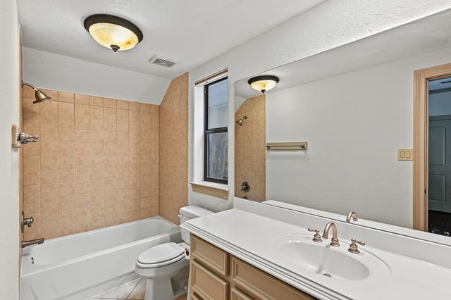 2124 Harold Street A, Houston, TX 77098