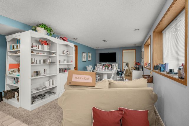 4644 Glen Echo Way, Central Point, OR 97502