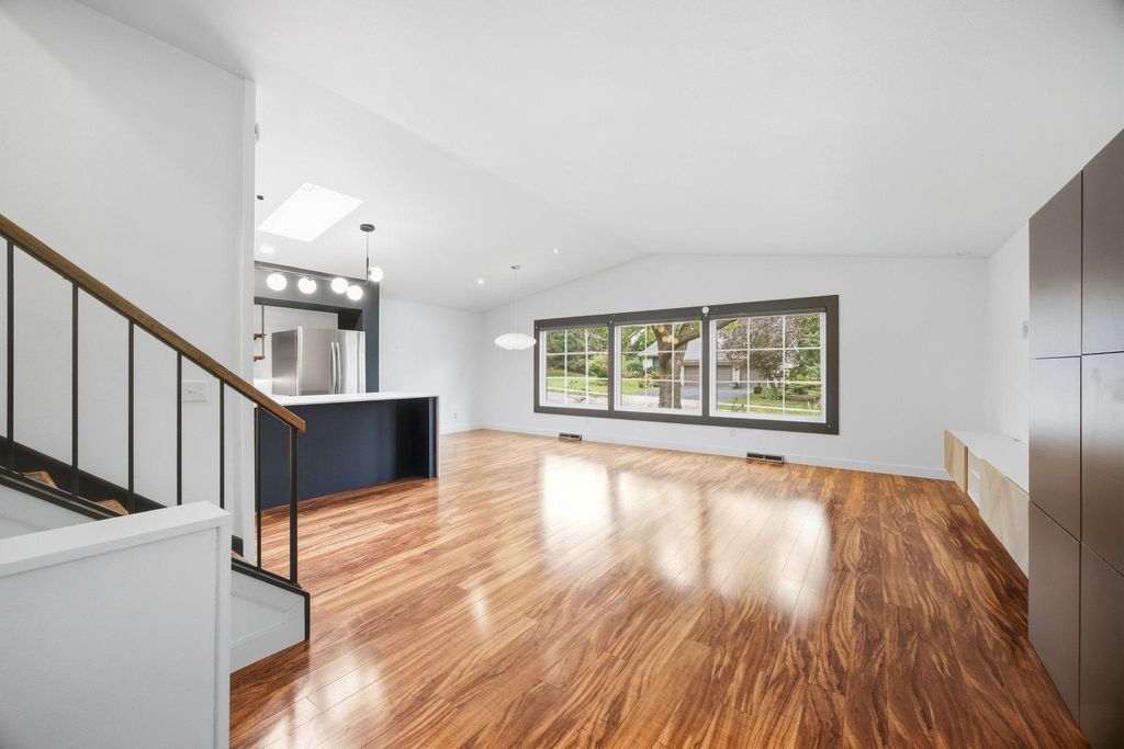10280 Amsden Way, Eden Prairie, MN 55347 — photo 5