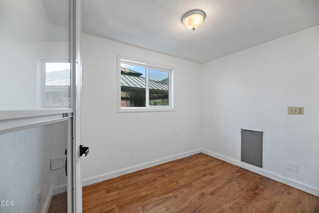 95 Champlin Lane, Gold Hill, OR 97525