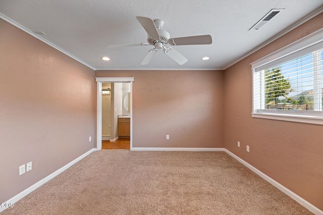 95 Champlin Lane, Gold Hill, OR 97525
