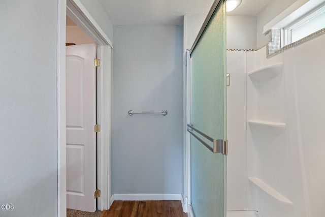 95 Champlin Lane, Gold Hill, OR 97525