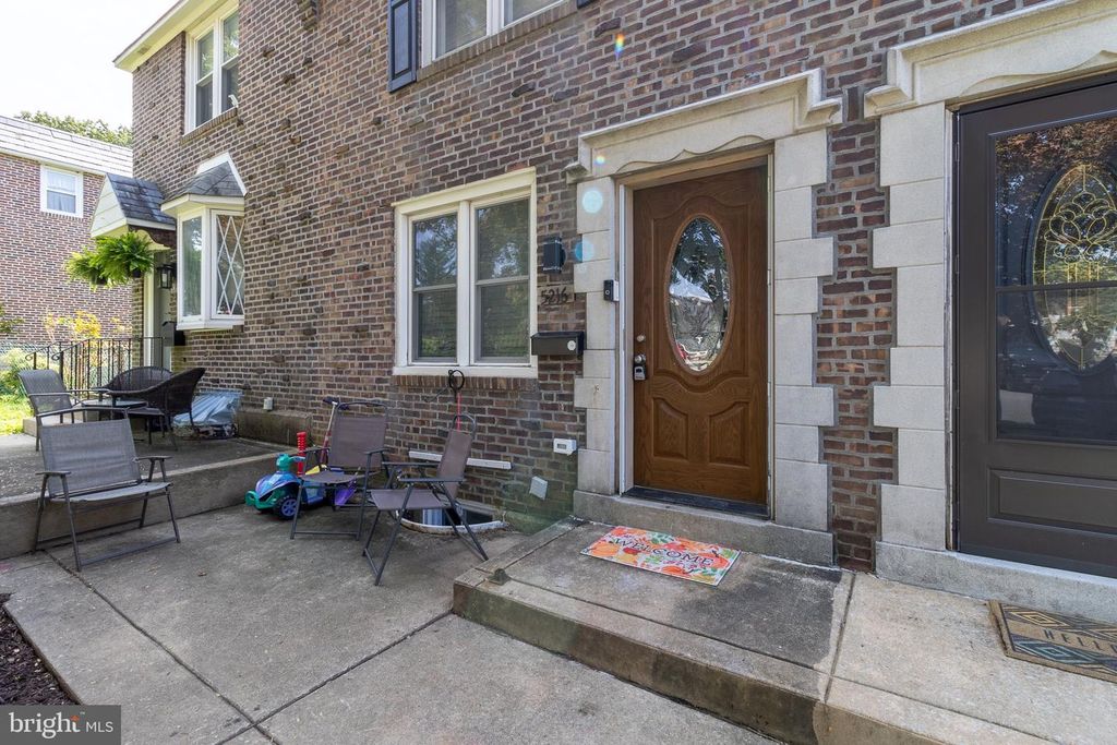 5216 ALVERSTONE RD, CLIFTON HEIGHTS, PA 19018 — photo 2