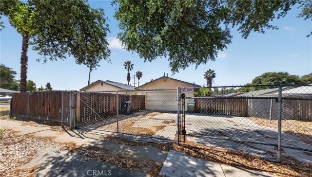 1631 Church, Redlands, CA 92374