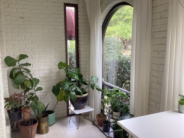 4034 Hawthorne Avenue 103, Dallas, TX 75219