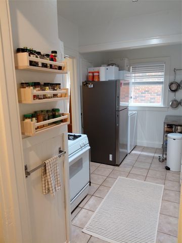 4034 Hawthorne Avenue 103, Dallas, TX 75219