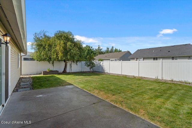 5165 W PALMWOOD LN, Post Falls, ID 83854