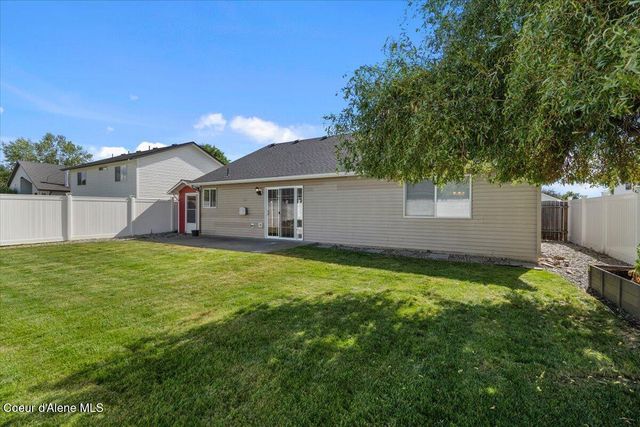 5165 W PALMWOOD LN, Post Falls, ID 83854