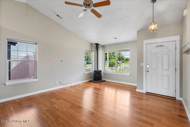 5165 W PALMWOOD LN, Post Falls, ID 83854