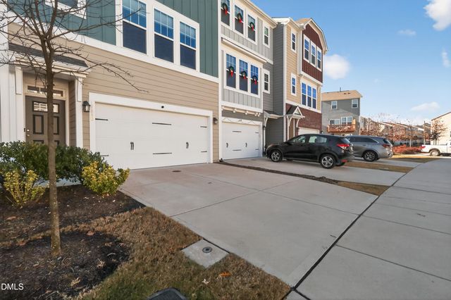 1118 Commack Drive, Durham, NC 27703