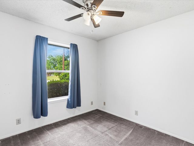209 W Huffman Street, Krum, TX 76249