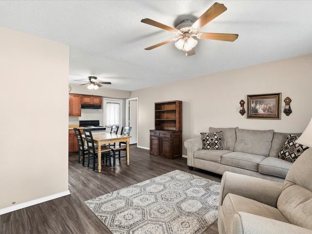 209 W Huffman Street, Krum, TX 76249