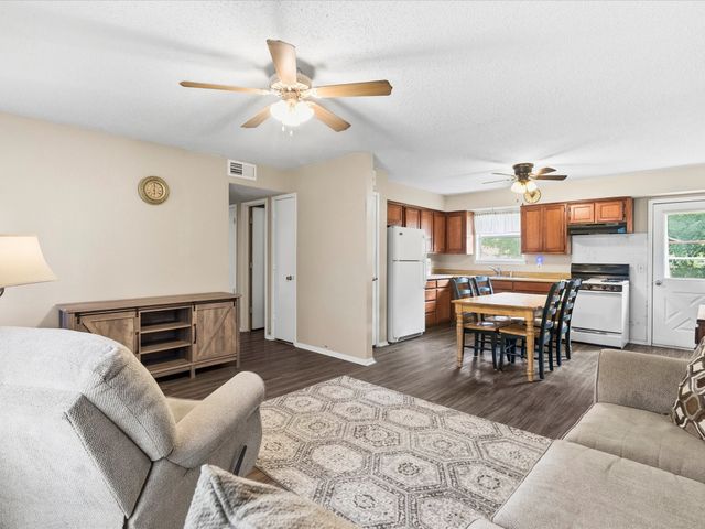 209 W Huffman Street, Krum, TX 76249