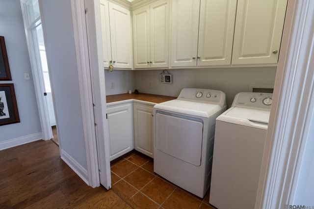 102 Sandpiper Ln, Lake Charles, LA 70607