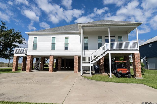 102 Sandpiper Ln, Lake Charles, LA 70607