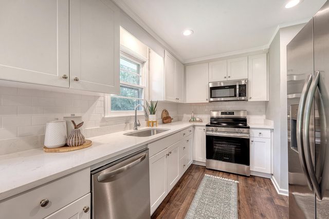 5909 Oak Street, Hanahan, SC 29410