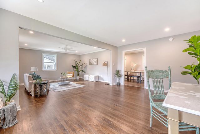 5909 Oak Street, Hanahan, SC 29410