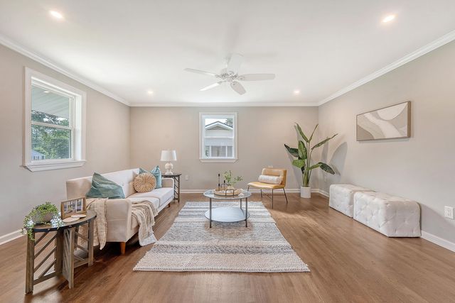 5909 Oak Street, Hanahan, SC 29410