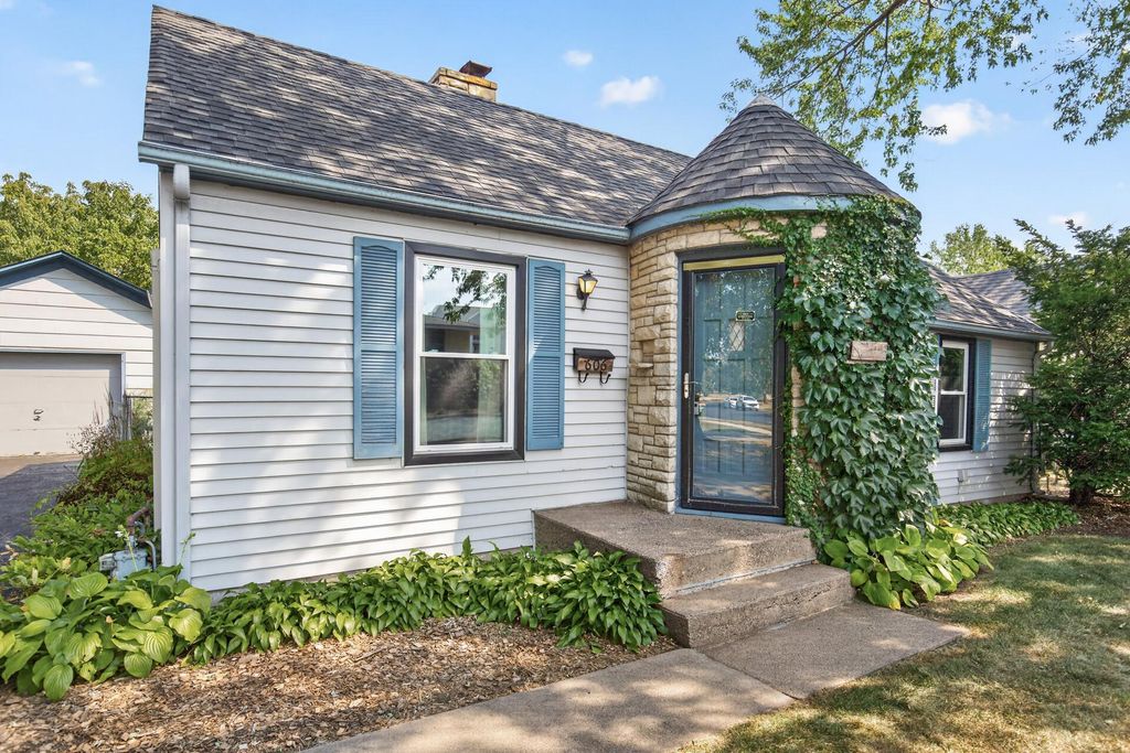606 1st Avenue NE, Osseo, MN 55369 — exterior