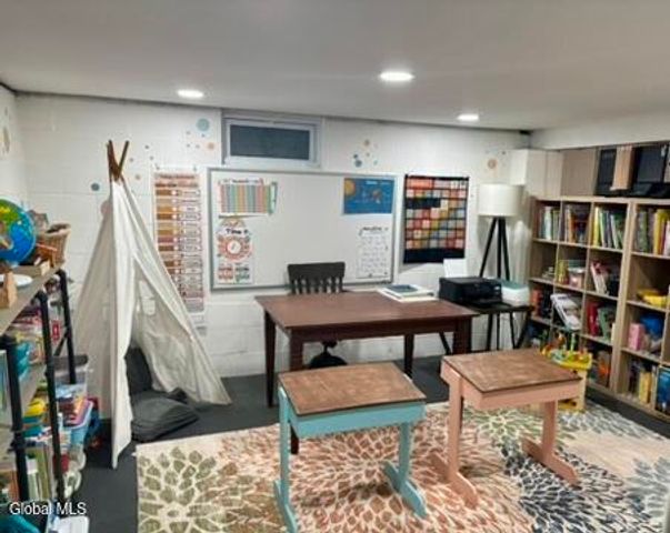 74 MacArthur Drive, Glenville, NY 12302