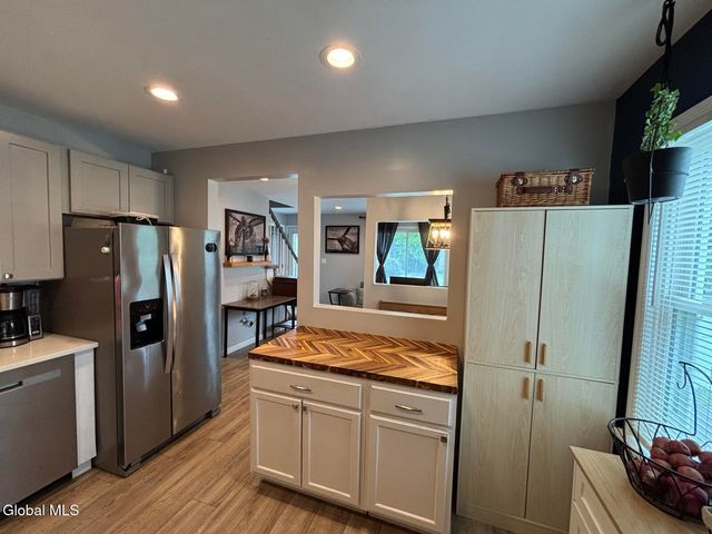 74 MacArthur Drive, Glenville, NY 12302