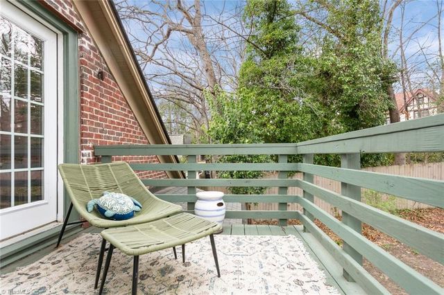 1606 End W Place, Greensboro, NC 27403