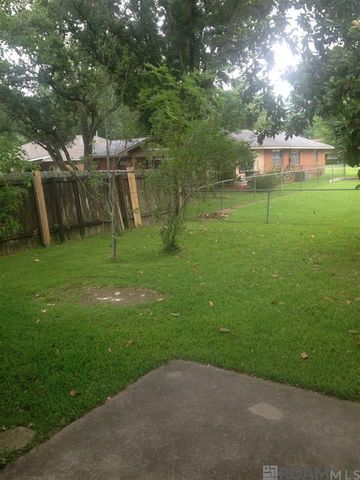 1767 Peck Dr, Baton Rouge, LA 70810