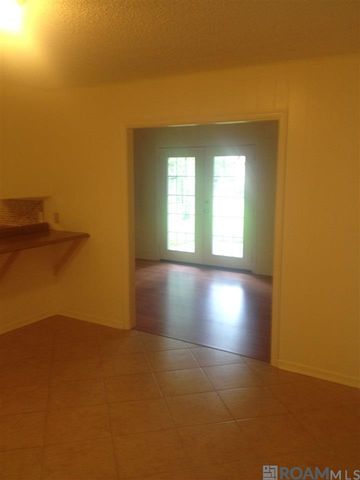 1767 Peck Dr, Baton Rouge, LA 70810