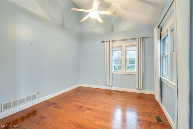 2222 Burberry Street NW, North Canton, OH 44720