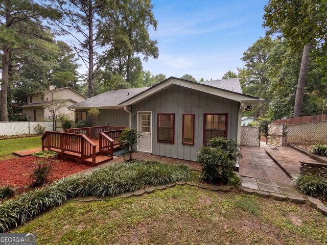 5330 Garvey Drive, Fairburn, GA 30213
