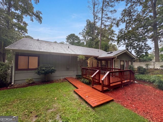 5330 Garvey Drive, Fairburn, GA 30213