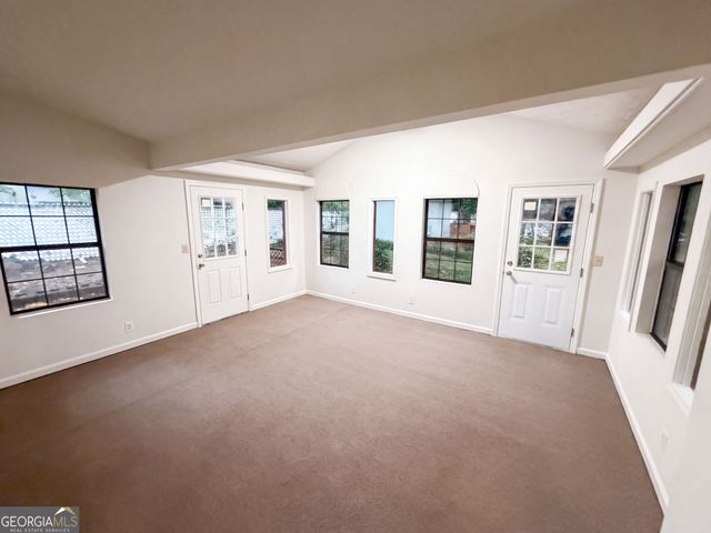 5330 Garvey Drive, Fairburn, GA 30213