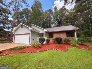 5330 Garvey Drive, Fairburn, GA 30213