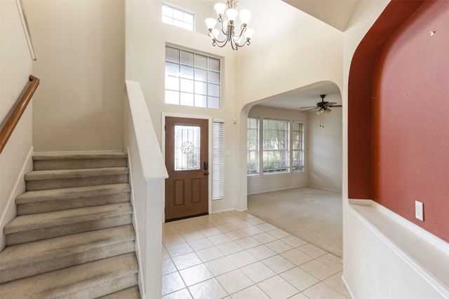 903 Summerbrook Drive, Euless, TX 76040