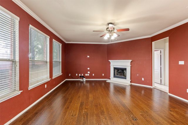 903 Summerbrook Drive, Euless, TX 76040
