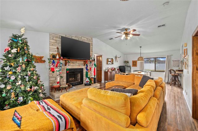 3220 QUEEN PALM DRIVE, Edgewater, FL 32141