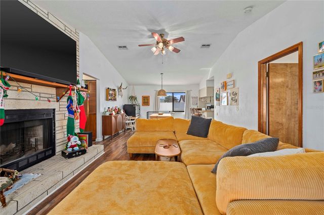 3220 QUEEN PALM DRIVE, Edgewater, FL 32141