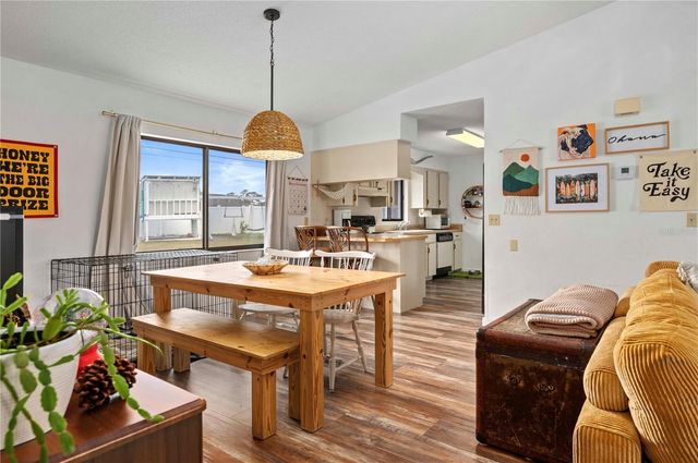 3220 QUEEN PALM DRIVE, Edgewater, FL 32141