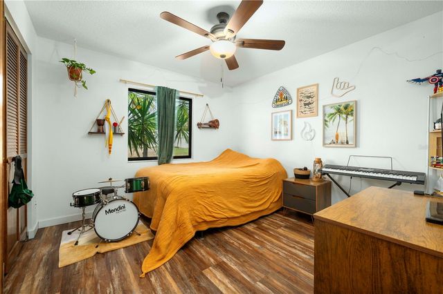 3220 QUEEN PALM DRIVE, Edgewater, FL 32141