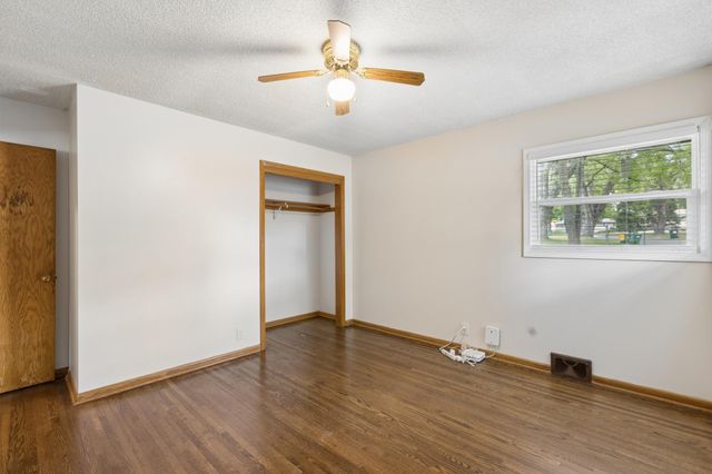 7800 53rd Avenue N, New Hope, MN 55428
