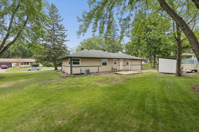7800 53rd Avenue N, New Hope, MN 55428