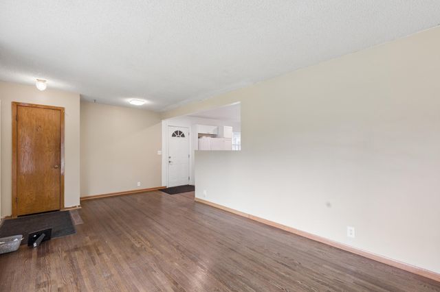 7800 53rd Avenue N, New Hope, MN 55428