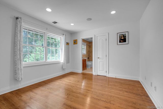 87 Arleigh Road, Great Neck, NY 11021