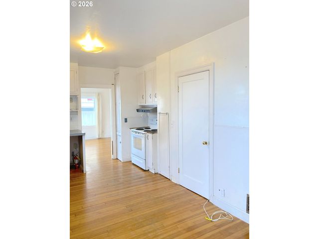 538 KENSINGTON Ave, Astoria, OR 97103