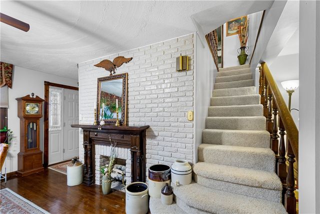 107 Bertram Ave, Bentleyville, PA 15314