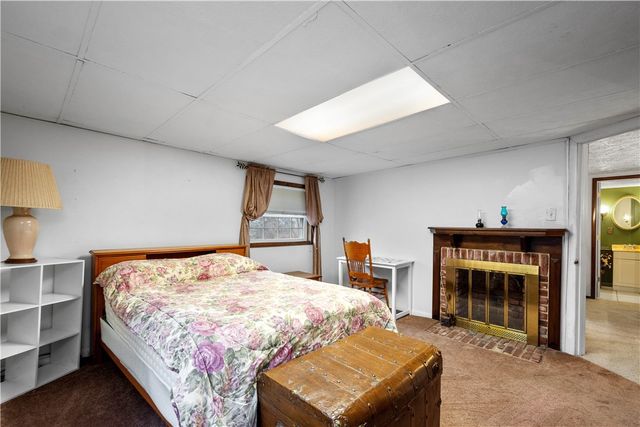 107 Bertram Ave, Bentleyville, PA 15314