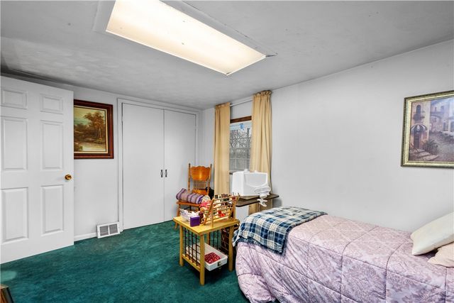 107 Bertram Ave, Bentleyville, PA 15314