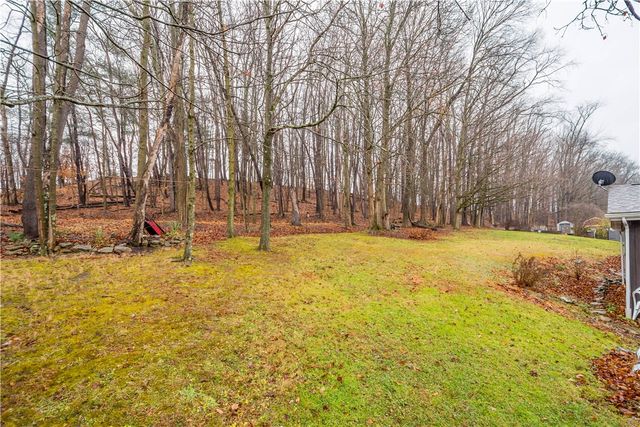 107 Bertram Ave, Bentleyville, PA 15314