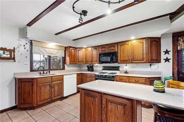 107 Bertram Ave, Bentleyville, PA 15314